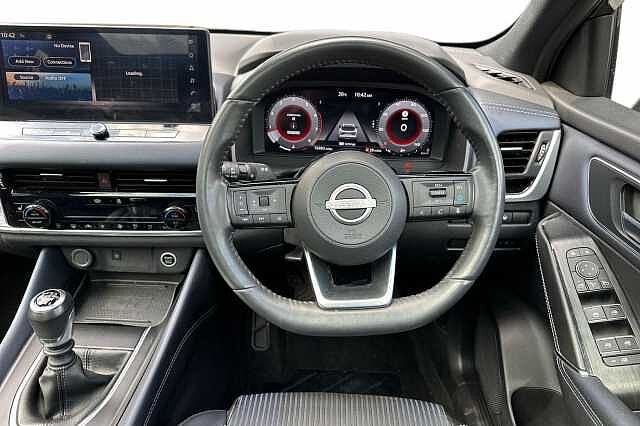 Nissan Qashqai 1.3 DiG-T MH Tekna 5dr