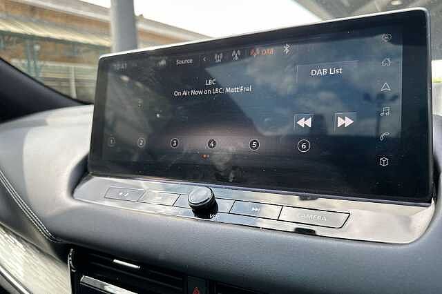 Nissan Qashqai 1.3 DiG-T MH Tekna 5dr