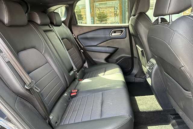 Nissan Qashqai 1.3 DiG-T MH Tekna 5dr