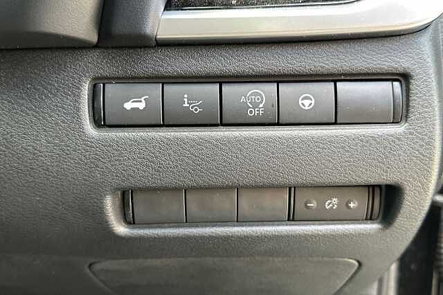 Nissan Qashqai 1.3 DiG-T MH Tekna 5dr