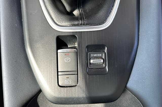 Nissan Qashqai 1.3 DiG-T MH Tekna 5dr