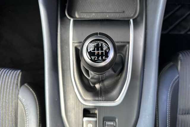 Nissan Qashqai 1.3 DiG-T MH Tekna 5dr