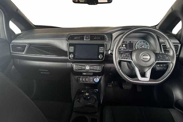 Nissan LEAF 110kW N-Connecta 39kWh 5dr Auto