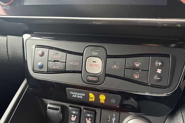 Nissan LEAF 110kW N-Connecta 39kWh 5dr Auto