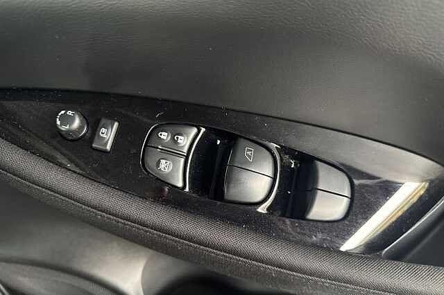 Nissan LEAF 110kW N-Connecta 39kWh 5dr Auto