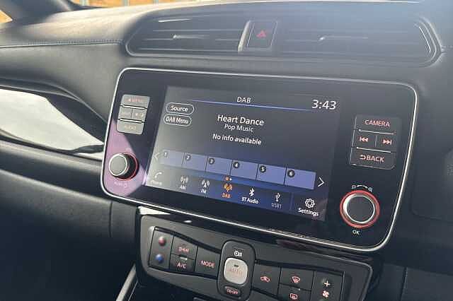 Nissan LEAF 110kW N-Connecta 39kWh 5dr Auto
