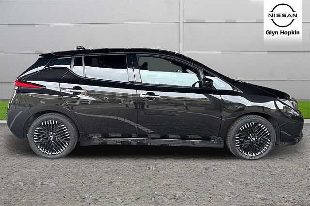 Nissan LEAF 110kW N-Connecta 39kWh 5dr Auto