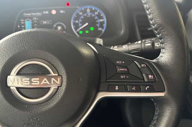 Nissan LEAF 110kW N-Connecta 39kWh 5dr Auto