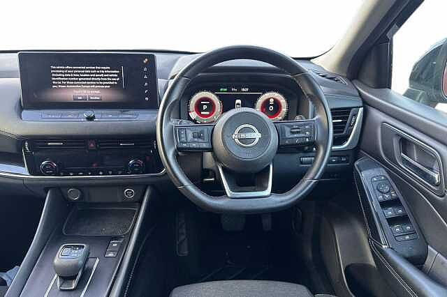 Nissan Qashqai 1.3 DiG-T MH 158 N-Connecta 5dr Xtronic