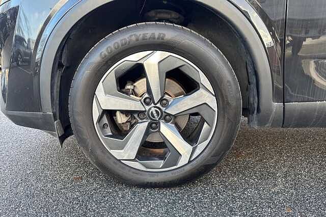 Nissan Qashqai 1.3 DiG-T MH 158 N-Connecta 5dr Xtronic