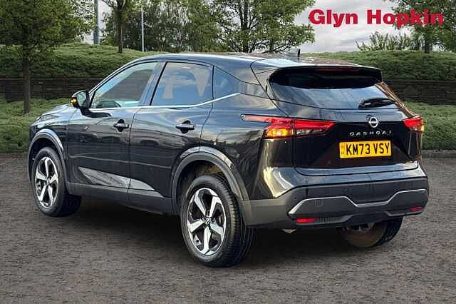 Nissan Qashqai 1.3 DiG-T MH 158 N-Connecta 5dr Xtronic