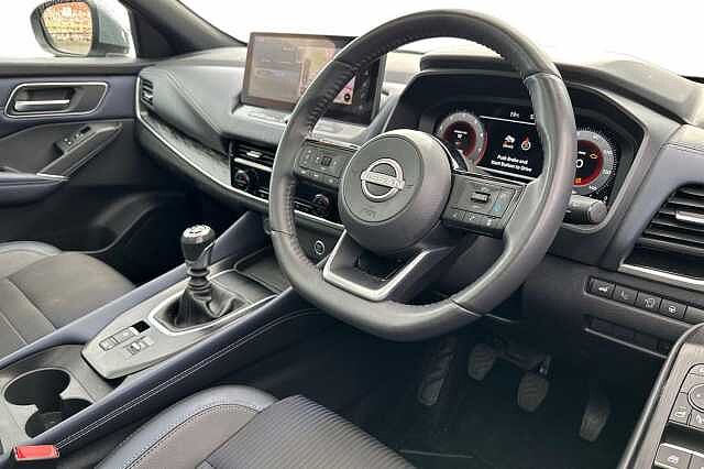 Nissan Qashqai 1.3 DiG-T MH Tekna 5dr