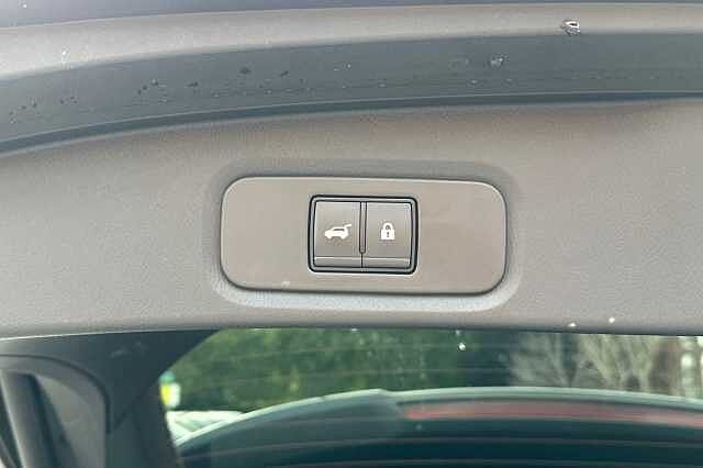 Nissan Qashqai 1.3 DiG-T MH Tekna 5dr