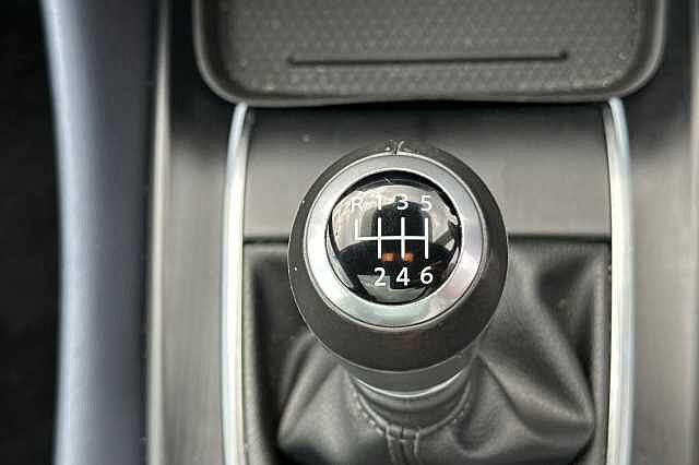 Nissan Qashqai 1.3 DiG-T MH Tekna 5dr