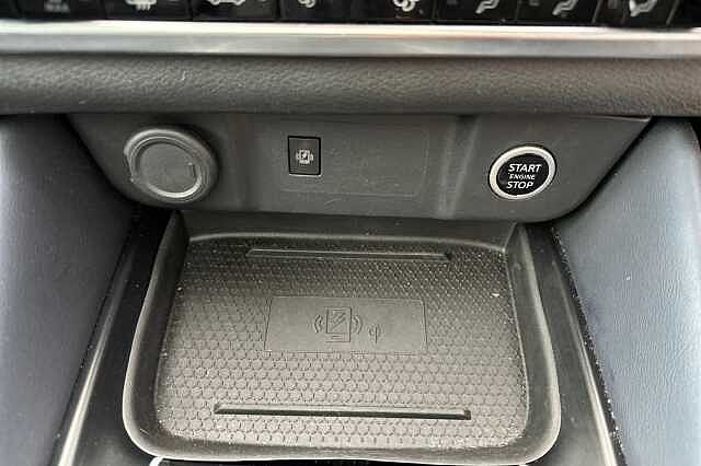 Nissan Qashqai 1.3 DiG-T MH Tekna 5dr