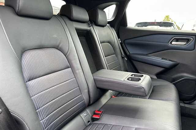 Nissan Qashqai 1.3 DiG-T MH Tekna 5dr