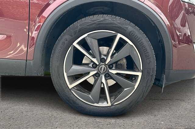 Nissan Qashqai 1.3 DiG-T MH Tekna 5dr