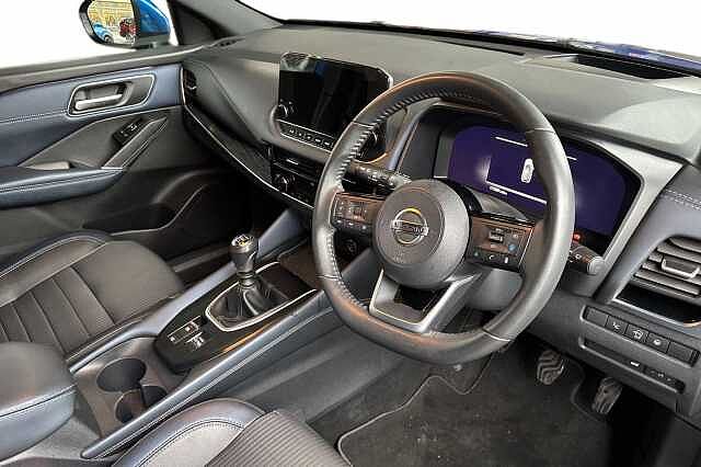 Nissan Qashqai 1.3 DiG-T MH Tekna 5dr