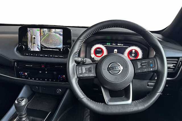 Nissan Qashqai 1.3 DiG-T MH Tekna 5dr