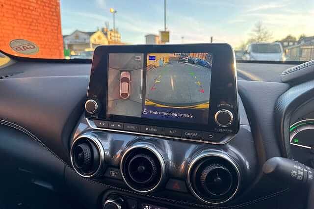 Nissan Juke 1.6 Hybrid Tekna 5dr Auto