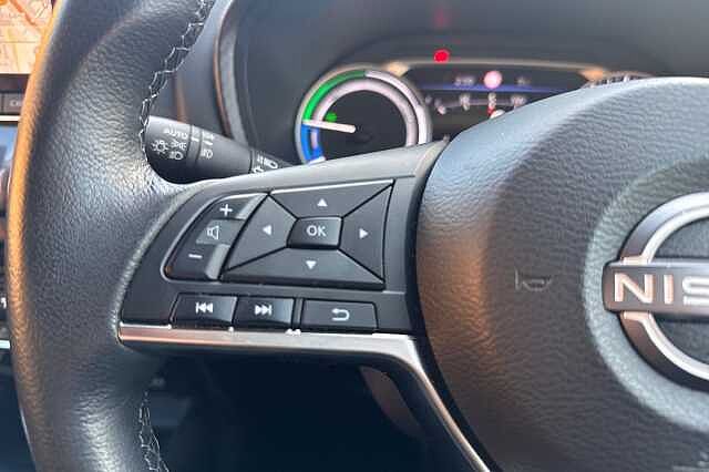 Nissan Juke 1.6 Hybrid Tekna 5dr Auto