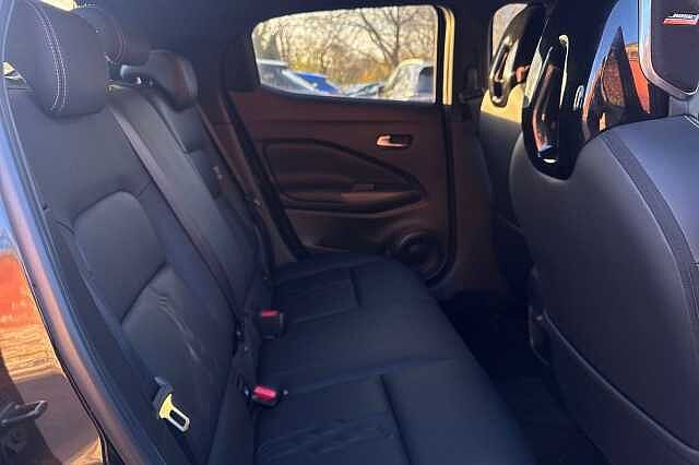 Nissan Juke 1.6 Hybrid Tekna 5dr Auto