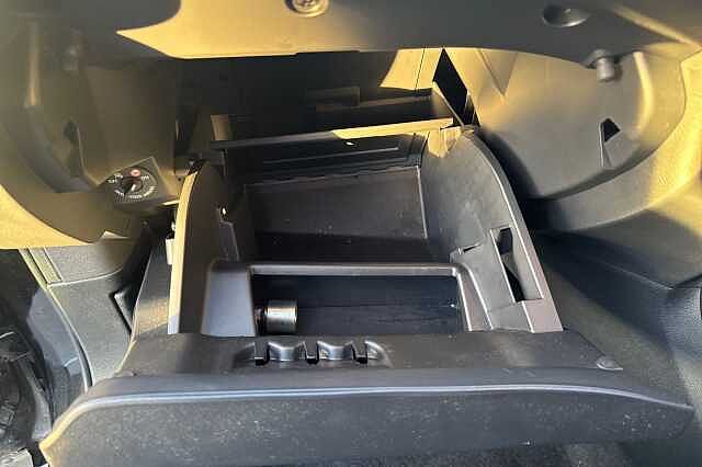 Nissan Juke 1.6 Hybrid Tekna 5dr Auto