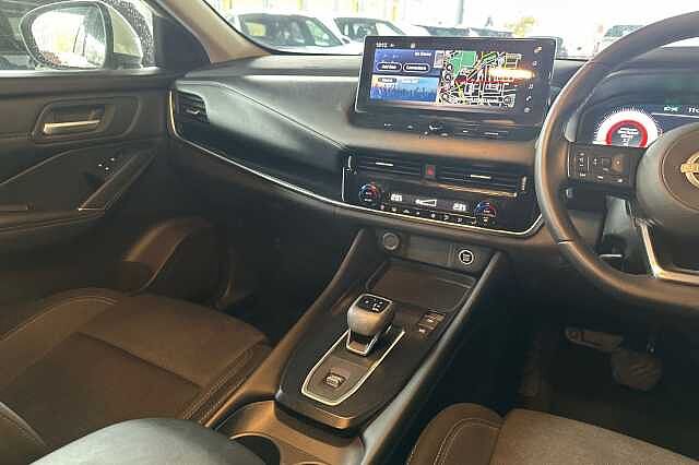 Nissan Qashqai 1.3 DiG-T MH 158 N-Connecta 5dr Xtronic