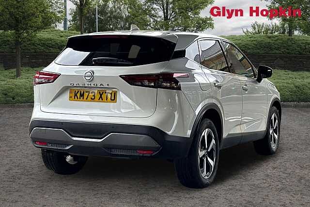 Nissan Qashqai 1.3 DiG-T MH 158 N-Connecta 5dr Xtronic