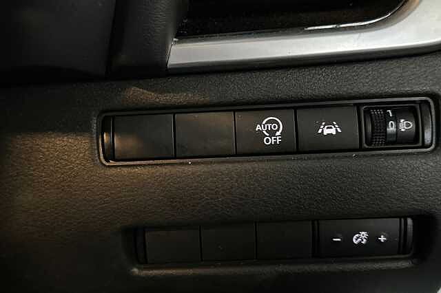 Nissan Qashqai 1.3 DiG-T MH 158 N-Connecta 5dr Xtronic