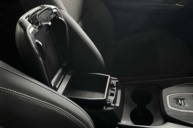 Nissan Qashqai 1.3 DiG-T MH 158 N-Connecta 5dr Xtronic