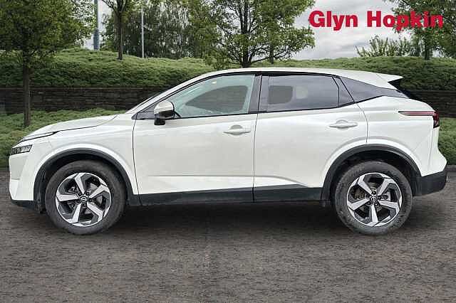 Nissan Qashqai 1.3 DiG-T MH 158 N-Connecta 5dr Xtronic