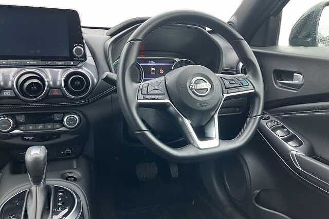 Nissan Juke 1.6 Hybrid Tekna 5dr Auto