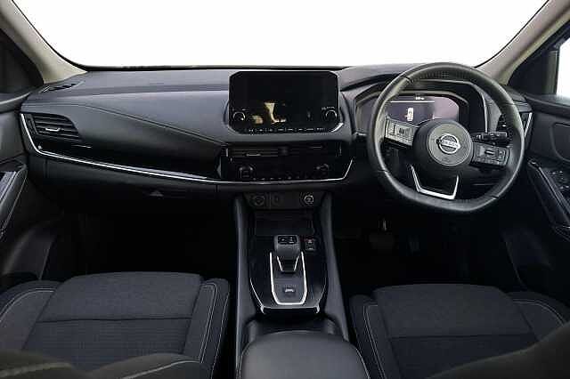 Nissan Qashqai 1.3 DiG-T MH 158 Premiere Edition 5dr Xtronic