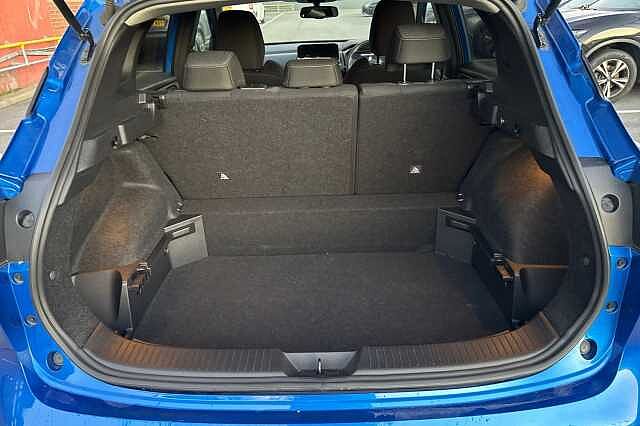 Nissan Qashqai 1.3 DiG-T MH 158 Premiere Edition 5dr Xtronic