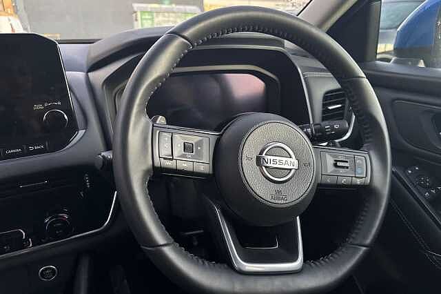 Nissan Qashqai 1.3 DiG-T MH 158 Premiere Edition 5dr Xtronic