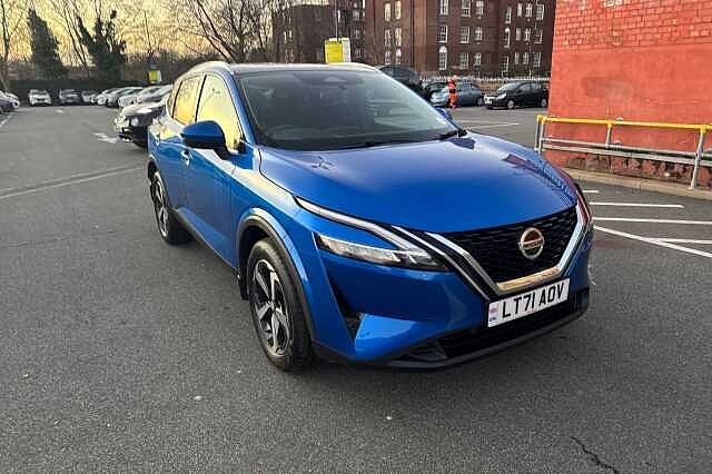 Nissan Qashqai 1.3 DiG-T MH 158 Premiere Edition 5dr Xtronic