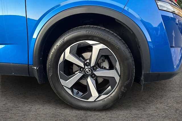 Nissan Qashqai 1.3 DiG-T MH 158 Premiere Edition 5dr Xtronic