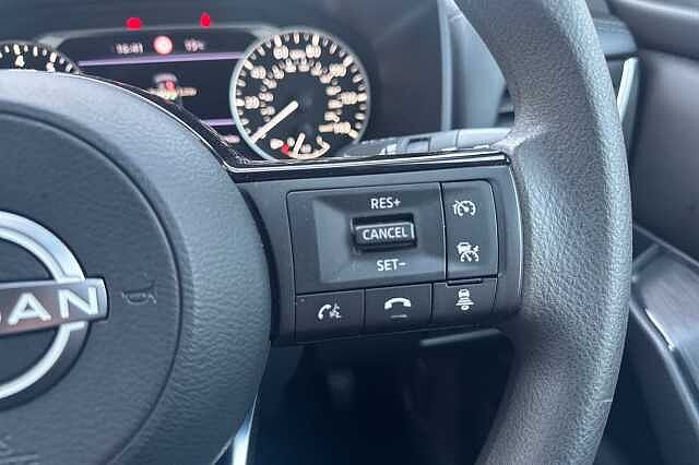 Nissan Qashqai 1.3 DiG-T MH Visia 5dr