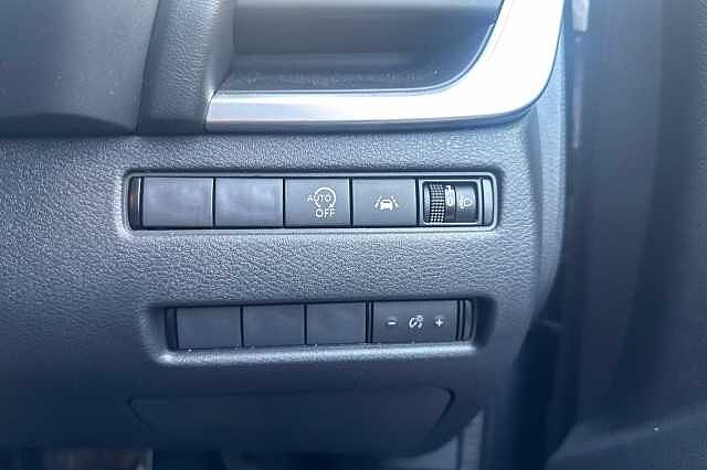 Nissan Qashqai 1.3 DiG-T MH Visia 5dr