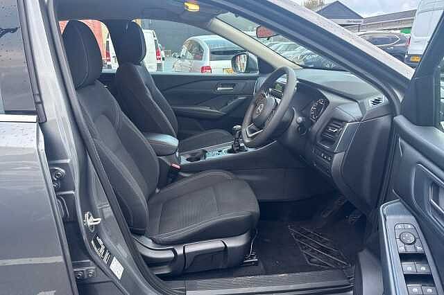 Nissan Qashqai 1.3 DiG-T MH Visia 5dr