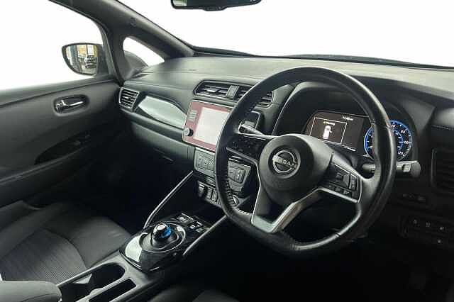 Nissan LEAF 110kW N-Connecta 39kWh 5dr Auto