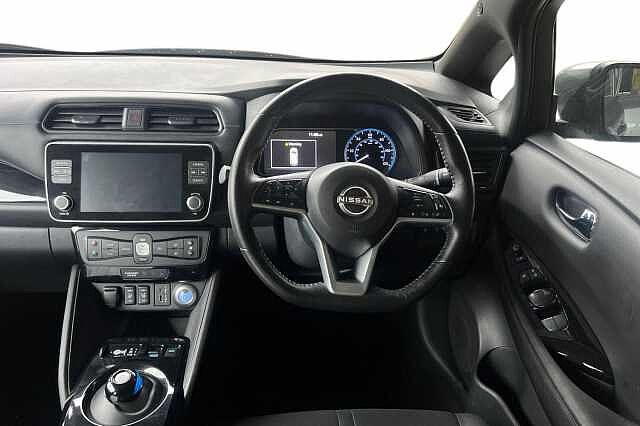Nissan LEAF 110kW N-Connecta 39kWh 5dr Auto