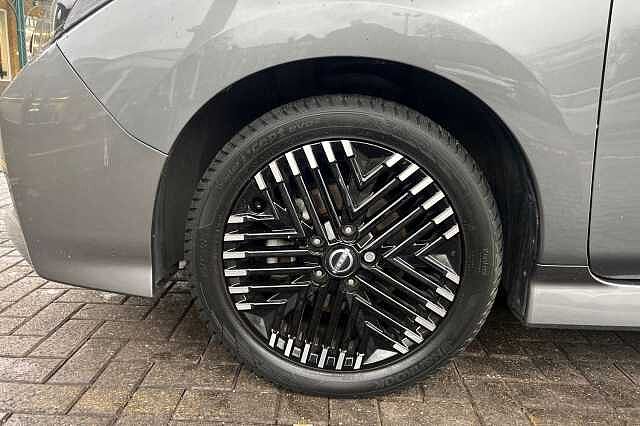 Nissan LEAF 110kW N-Connecta 39kWh 5dr Auto