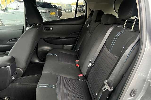 Nissan LEAF 110kW N-Connecta 39kWh 5dr Auto