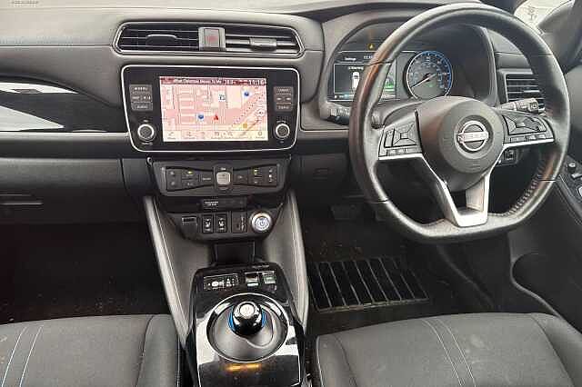 Nissan LEAF 110kW N-Connecta 39kWh 5dr Auto