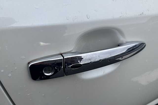 Nissan LEAF 110kW N-Connecta 39kWh 5dr Auto