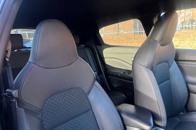 Nissan Juke 1.6 Hybrid N-Connecta 5dr Auto