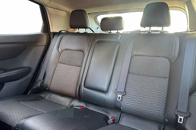 Nissan Ariya 160kW Advance 63kWh 22kWCh 5dr Auto