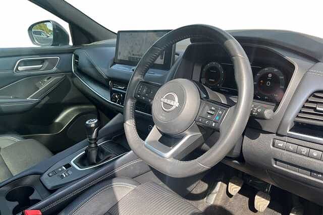 Nissan Qashqai 1.3 DiG-T MH Tekna 5dr